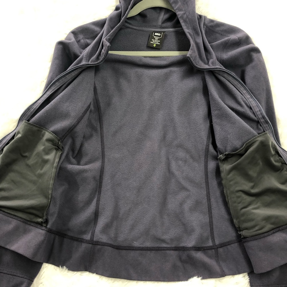 REI Jacket - Picture 6 of 9